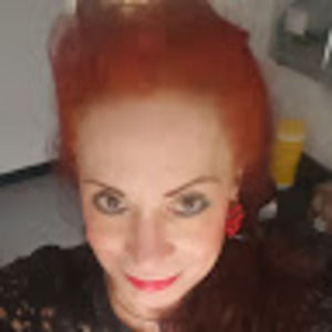 Meet your Posher, Amy a